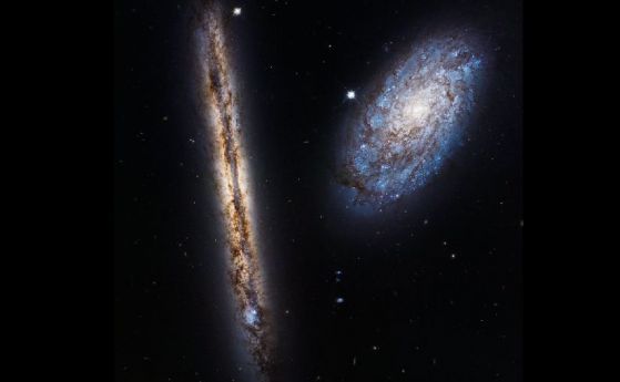 За рождения си ден Хъбъл ни показа двойка красиви галактики