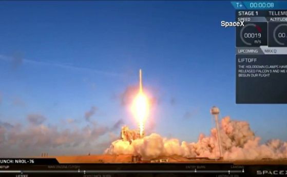SpaceX на Илън Мъск стартира шпионски спътник​ (видео)