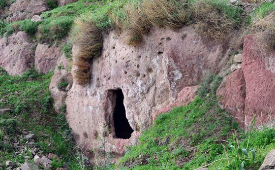 В Турция бе открит нов пещерен град с 52 камери