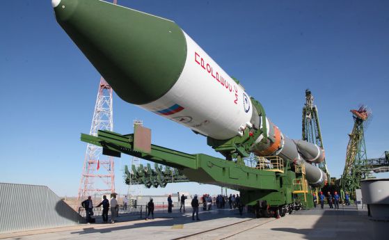Руската ракета "Союз" излетя с товари за МКС на борда на "Прогрес МС-06" (галерия)