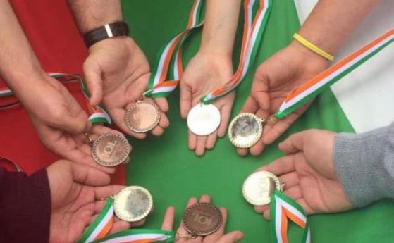 3 златни, 1 сребърен, 3 бронзови медали и почетна грамота на олимпиадата по лингвистика
