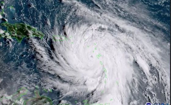 Малкото "око" на Мария е причината ураганът да се усили толкова бързо 