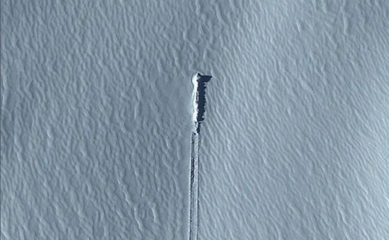 Тази странна снимка на Google Earth не показва разбито НЛО