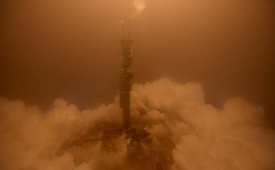 Мисията InSight полетя към Марс (видео)