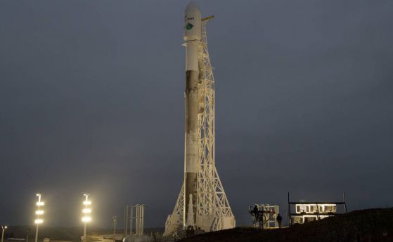 На живо: Falcon 9 ще пусне с един старт седем сателита за NASA и Iridium