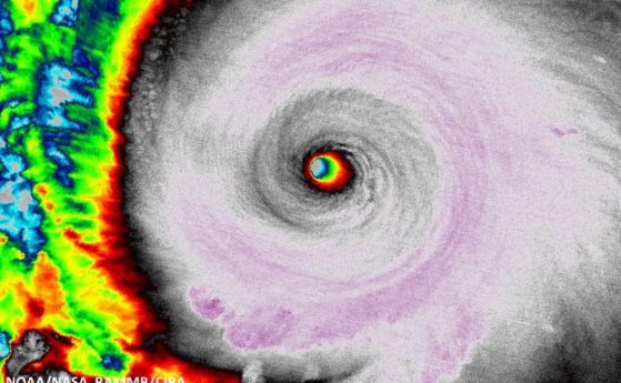 От окото на урагана е изпратен мощен лъч антиматерия към земята