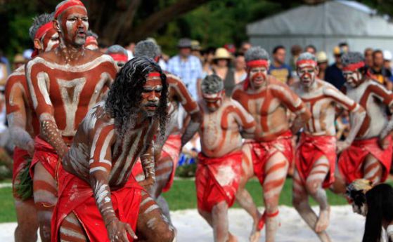 Аборигените са забелязали променливата яркост на червените гиганти векове преди европейците