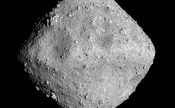 Сондата "Хаябуса-2" достигна астероида Рюгу