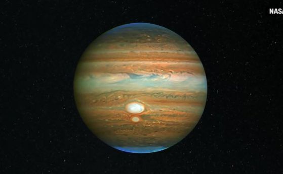 Откриха вода на Юпитер (видео)