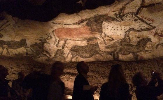 На 12 септември 1940 г. са открити рисунките в пещерата Ласко 