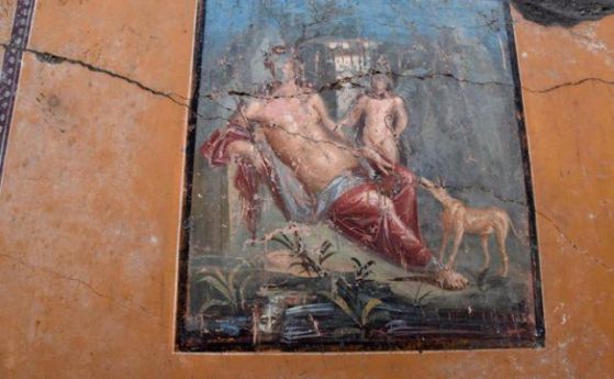 Открита е фреска на Нарцис в луксозна къща в Помпей