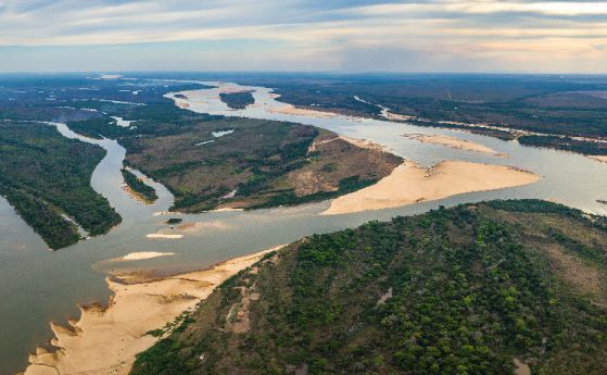 Само една трета от големите реки на Земята текат свободно