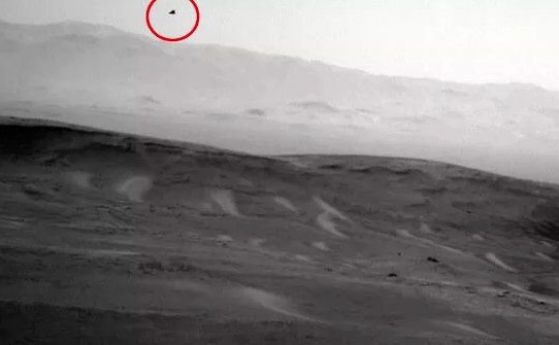 Уфолози "разкриха измама" на НАСА: Орел лети над Марс (видео)