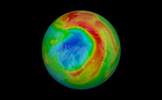 Нова озонова дупка се отвори над Северния полюс (видео)