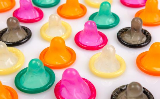 Ограниченията заради коронавируса може да доведат до глобален недостиг на презервативи