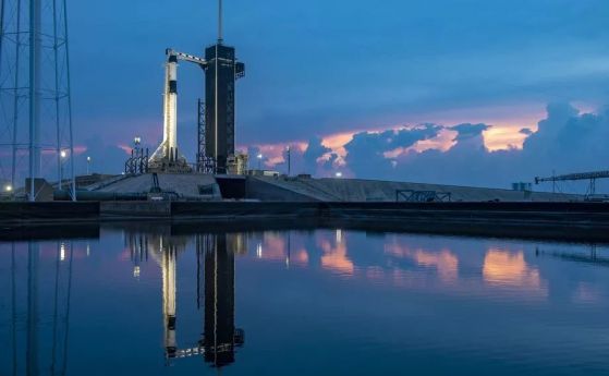Гледайте с нас историческия старт на SpaceX и НАСА (видео)