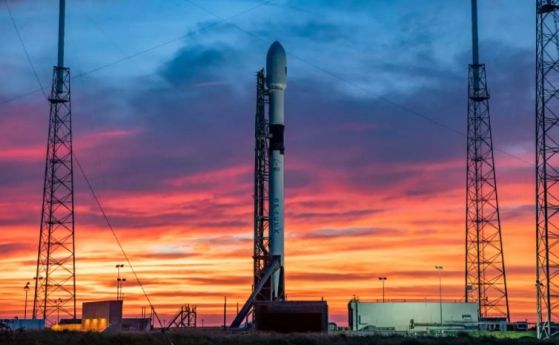На живо: SpaceX изстрелва още 60 спътника Starlink