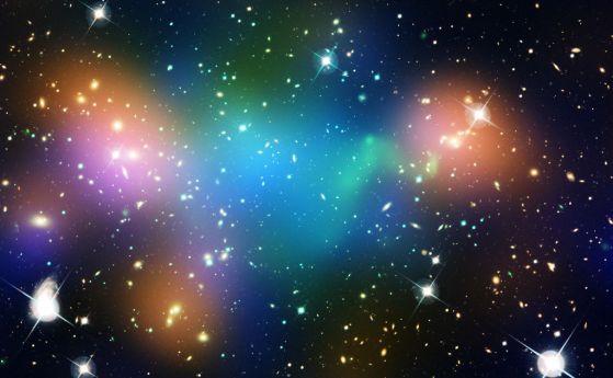 Как най-малките частици в нашата Вселена ни спасиха от пълно унищожение