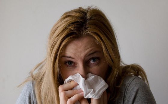 Как обикновената настинка може да ни защити от COVID-19