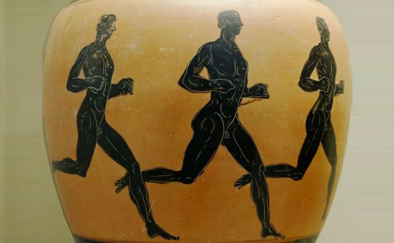 На 1 юли 776 г. пр. н. е. в град Олимпия са открити първите общогръцки олимпийски игри