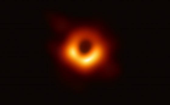 Дали снимката на черната дупка  M87* не показва гравитомагнитен монопол?