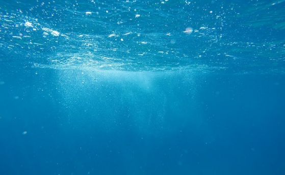 Микроорганизми дълбоко в океана произвеждат кислород без слънчева светлина
