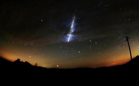 Огнено кълбо осветява небето в Колорадо. Болидът се е движил изненадващо бавно според учени (видео)