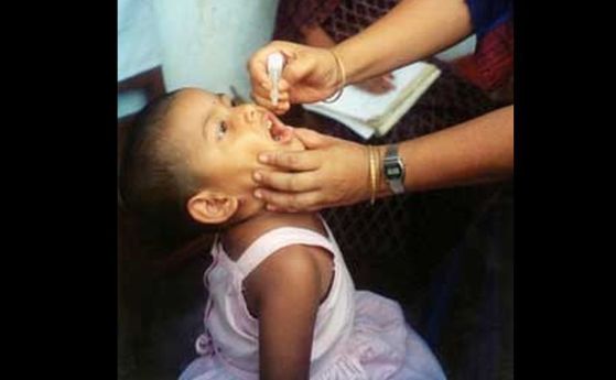 Ваксината срещу полиомиелит успешно премина първия си тест на днешната дата през 1953 г.