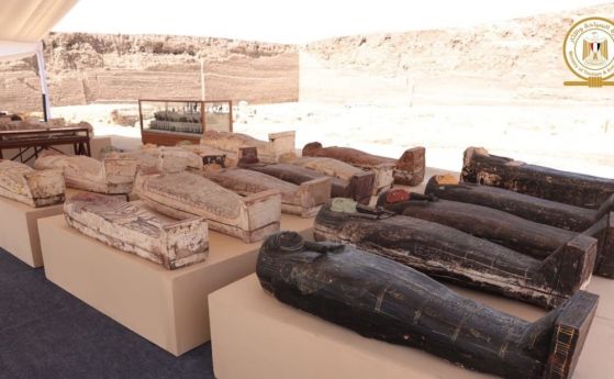 Огромна находка от 250 саркофага и 150 статуетки в египетски некропол (видео)