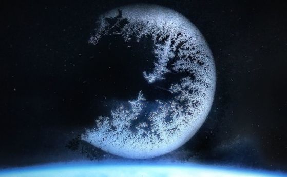 Космонавт засне ледена "луна" на прозореца на МКС. Откъде се е взела влагата?