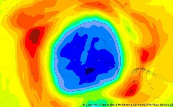Състоянието на озоновия слой се е подобрило, но според учените над Антарктида все още има голяма дупка