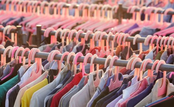 Проучвания показват, че производството на облекло е вторият по големина индустриален замърсител 
