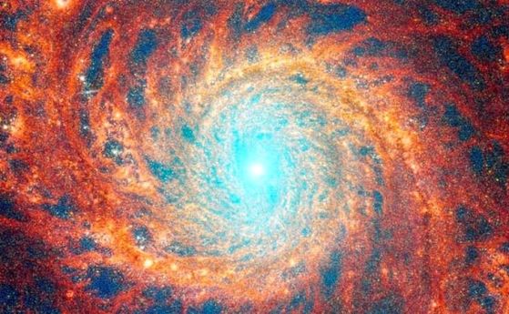 Спиралната галактика се намира в съзвездието Ловджийски кучета 