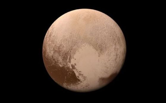 В "сърцето" на Плутон има кратер, възможен мощен криовулкан (видео)