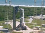 Atlas 5 на United Launch Alliance на космическата стартова площадка 41 преди опит за изстрелване с капсулата Starliner на Боинг.