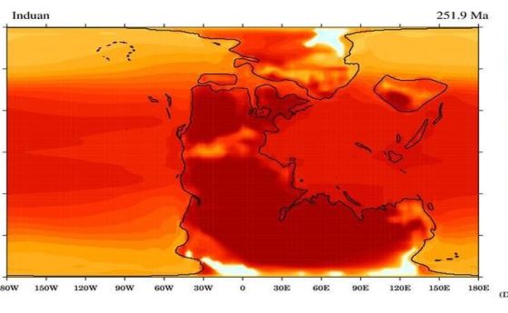 графика на температура на повърхността (°C) на най-топлия месец по време на максималната топлина за пермско-триаското масово измиране