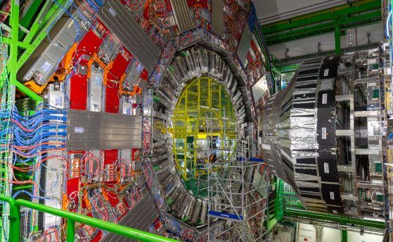 Детекторът на LHC - Компактния мюонен соленоид CMS