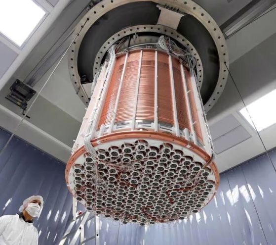 Дъното на камерата XENON1T