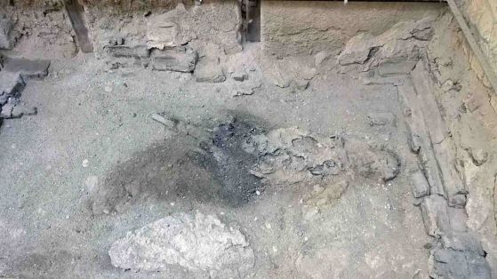 Овъглени останки от древен човек в Херкуланеум