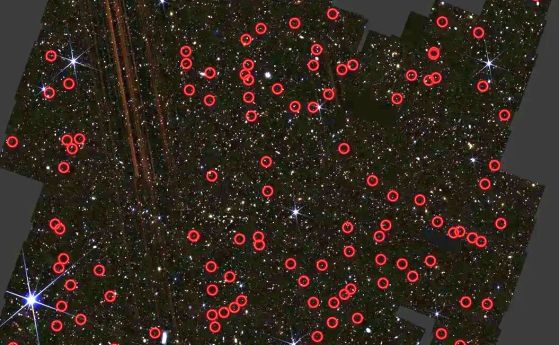  Графика, показваща мистериозните обекти във Вселената, които изследователи от Университета на Мисури са идентифицирали в своето проучване.