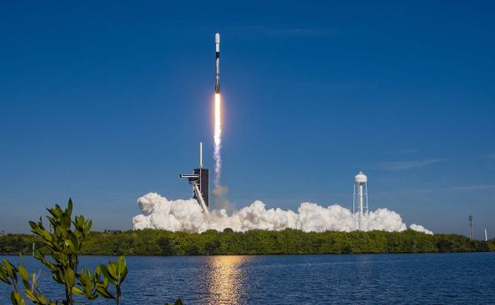 SpaceX изстреля мегаракетата Starship при успешен изпитателен полет