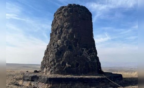 Загадъчната каменна структура