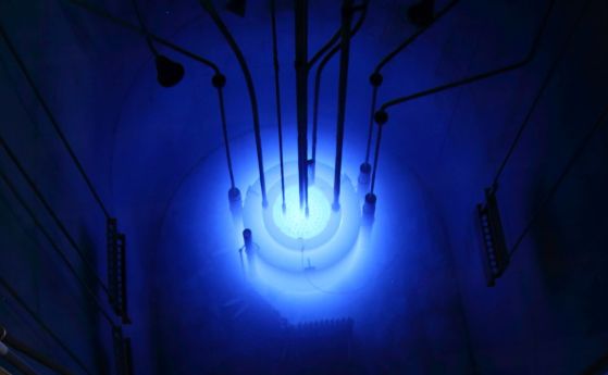 Синьо сияние в реактор