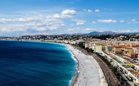 Лазурния бряг