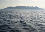 планина сред вълните