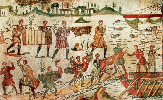 Подстригани по закон римляни. Мозайка от вила Казале, Сицилия.