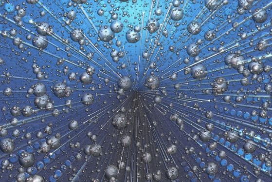 Учени осъществиха първата квантова телепортация на дълги разстояния