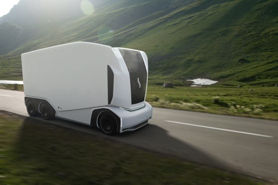 Електрическите безпилотни товарни автомобили без кабини T-Pod излизат на пътищата на Европа и САЩ