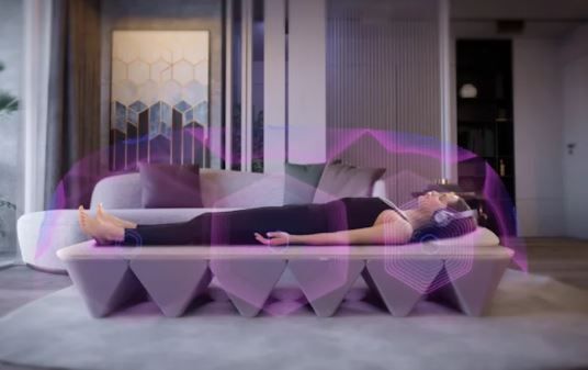 Създадоха легло с пространствено аудио и нискочестотни вибрации