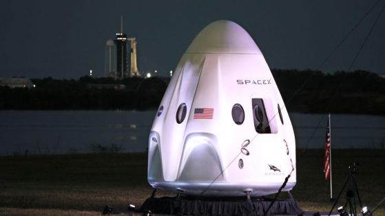 Товарният космически кораб Dragon на SpaceX ще лети към МКС на 28 август